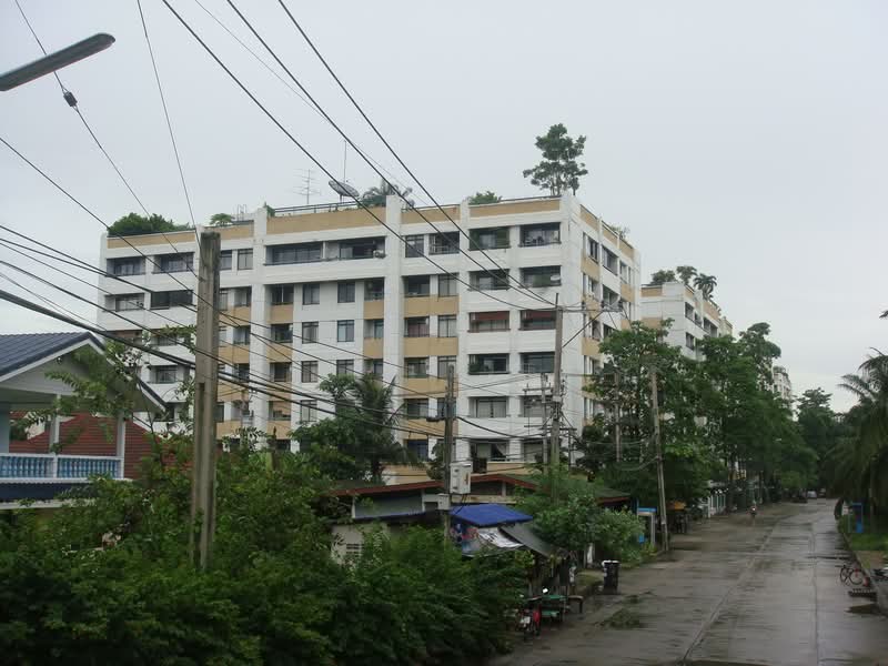 Saint Charm Condominium, Bangkok