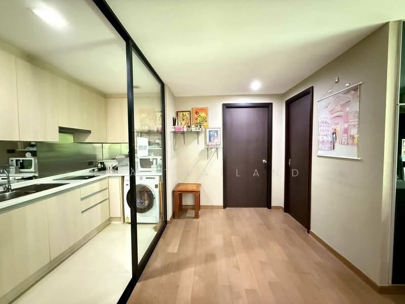 Tidy Thonglor, Bangkok