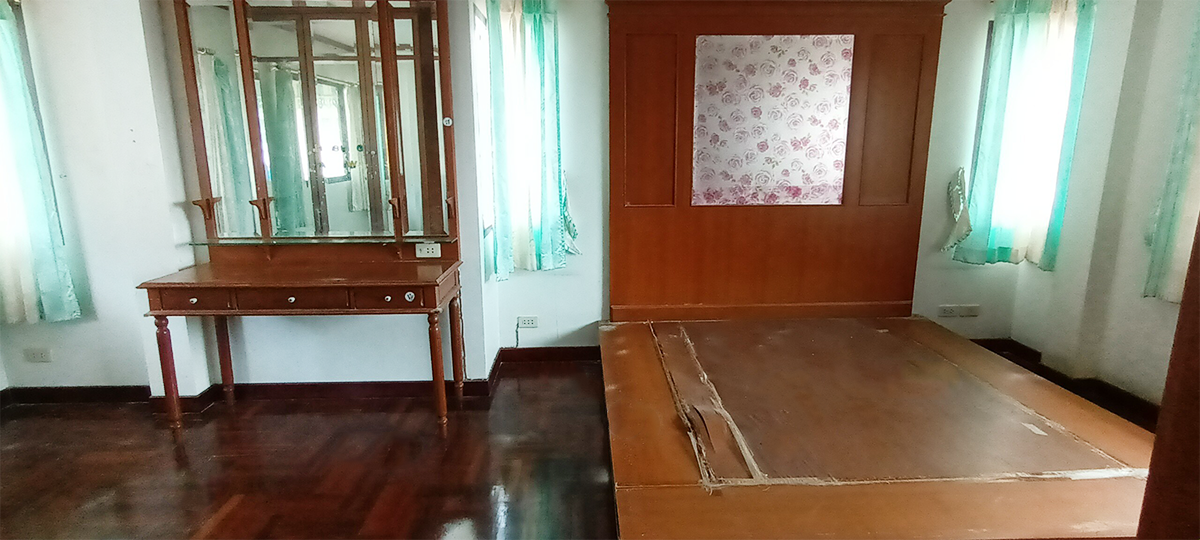 บ้านเดี่ยว เพลสแอนด์พาร์ค ประชาอุทิศ 90