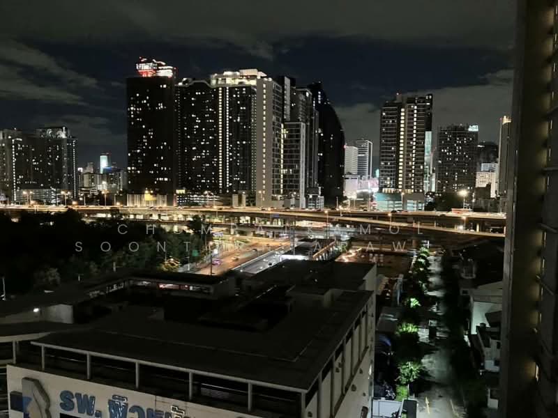Life Asoke, Bangkok