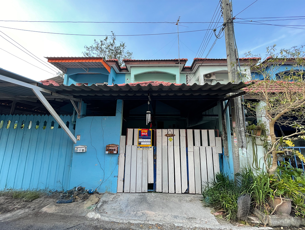 Townhouse project Suk Jai Villa 1 in Chonburi City