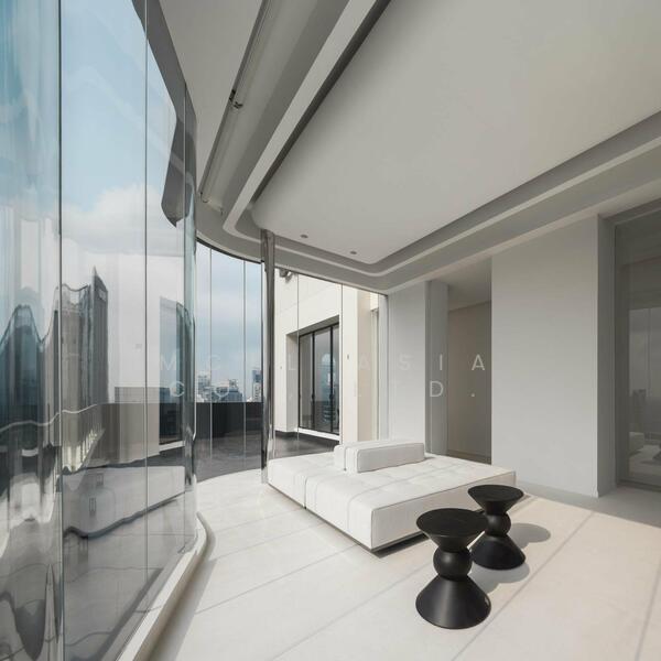 The Diplomat 39, Bangkok