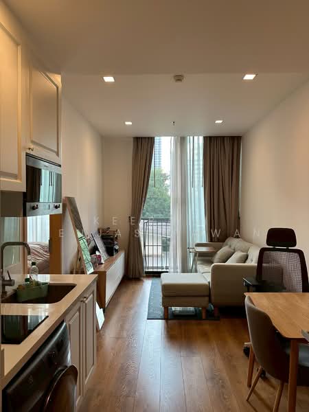 Noble BE33, Bangkok
