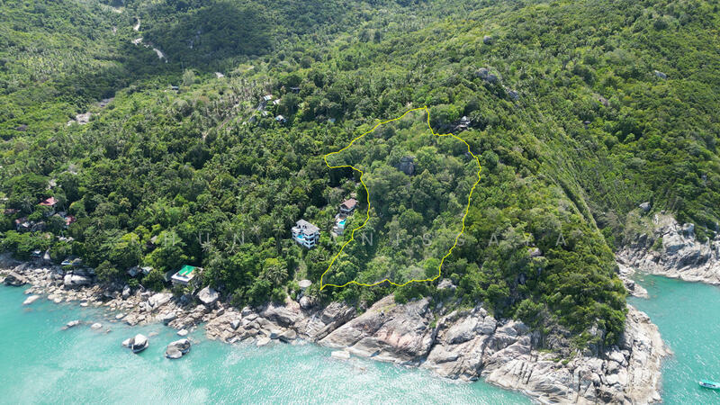 Surrounded by a national park and beaches, Koh Phangan – owned oceanfront land with public access, Surat Thani