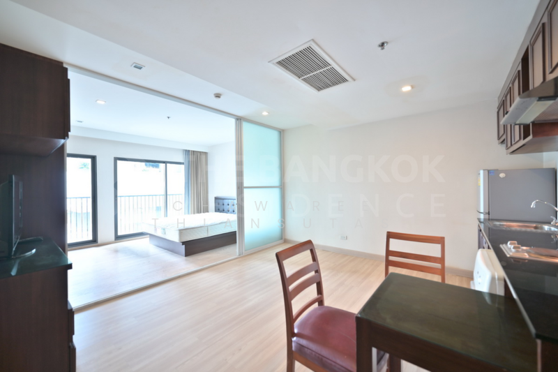 Noble Reveal, Bangkok