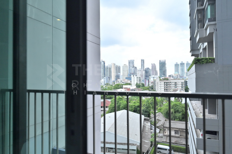 Noble Reveal, Bangkok