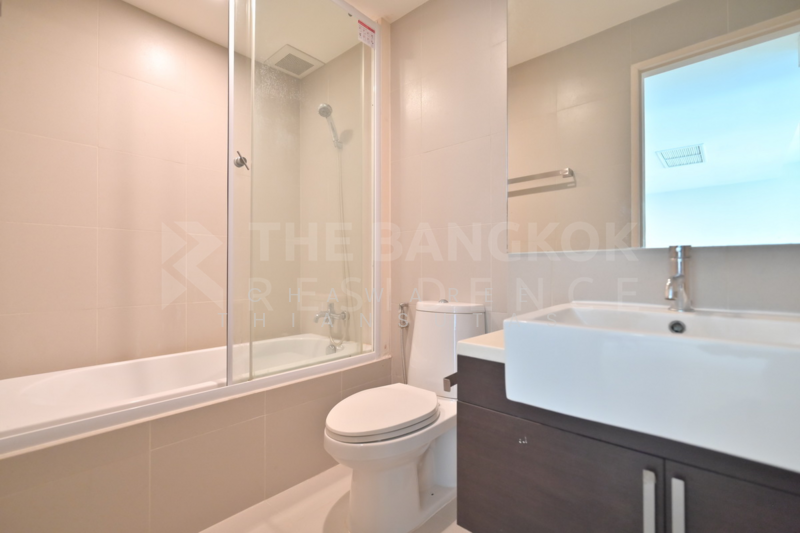 Noble Reveal, Bangkok