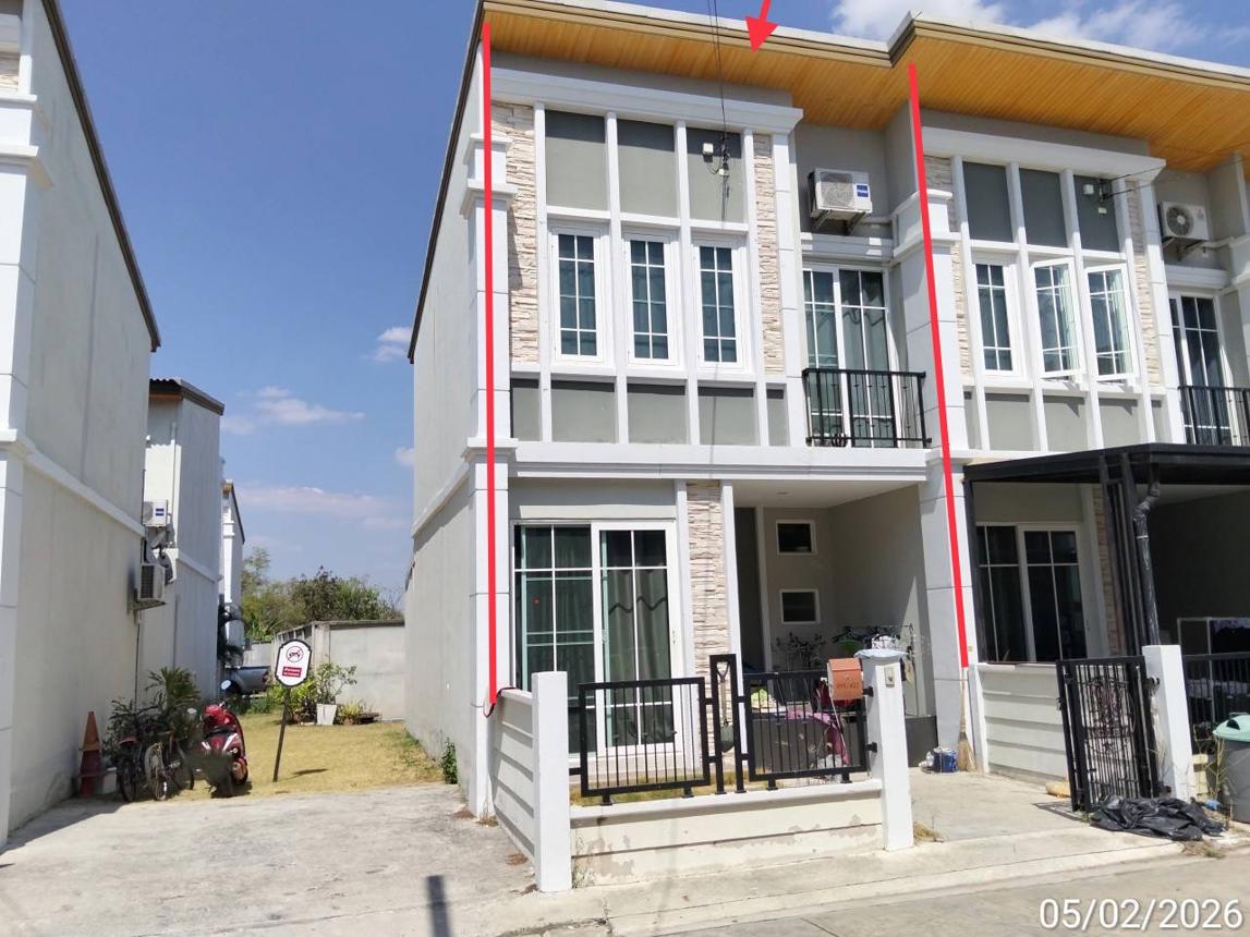 Golden Neo Townhouse, Korat Terminal, Nakhon Ratchasima City, Nakhon Ratchasima Province