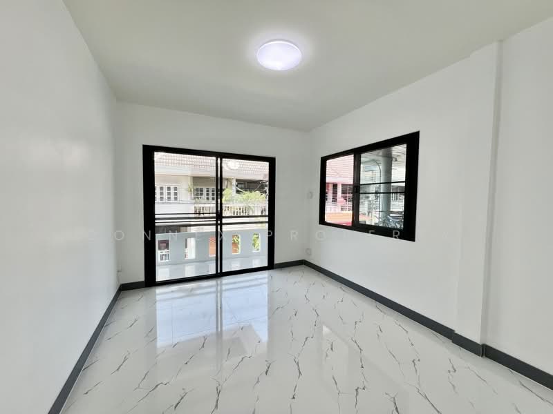 Bodinthraraksa 4, Bangkok