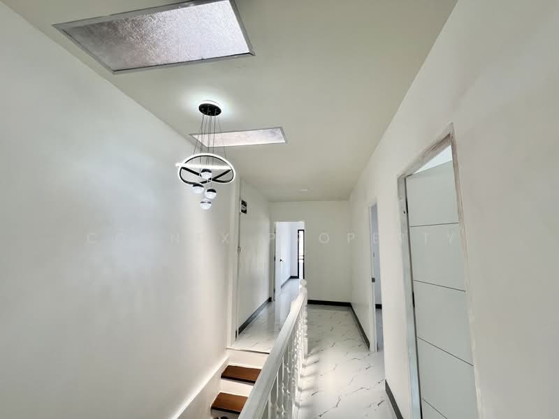 Bodinthraraksa 4, Bangkok