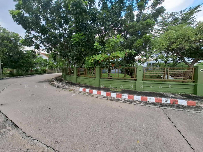 หมู่บ้านสารินซิตี้, Samut Sakhon