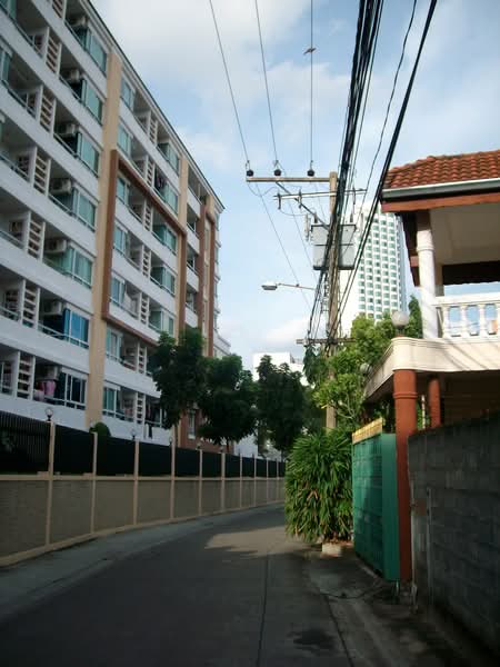 Chateau In Town Ratchada 17, Bangkok