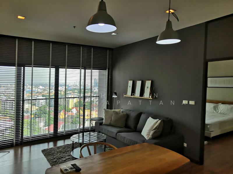 Noble Reveal, Bangkok
