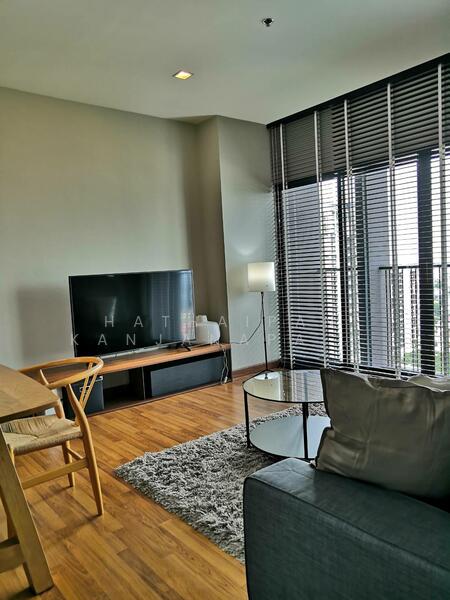 Noble Reveal, Bangkok