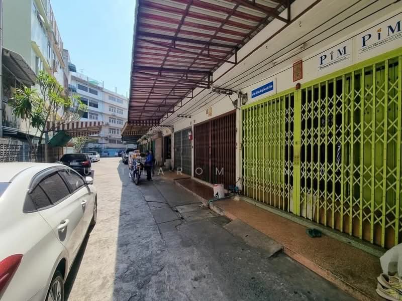 3-BR Townhouse, Bangkok