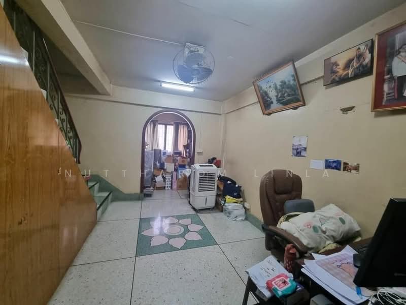 3-BR Townhouse, Bangkok