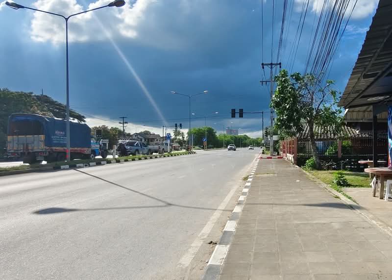 ที่ดินท่าเรือ นครศรีธรรมราช, Nakhon Si Thammarat