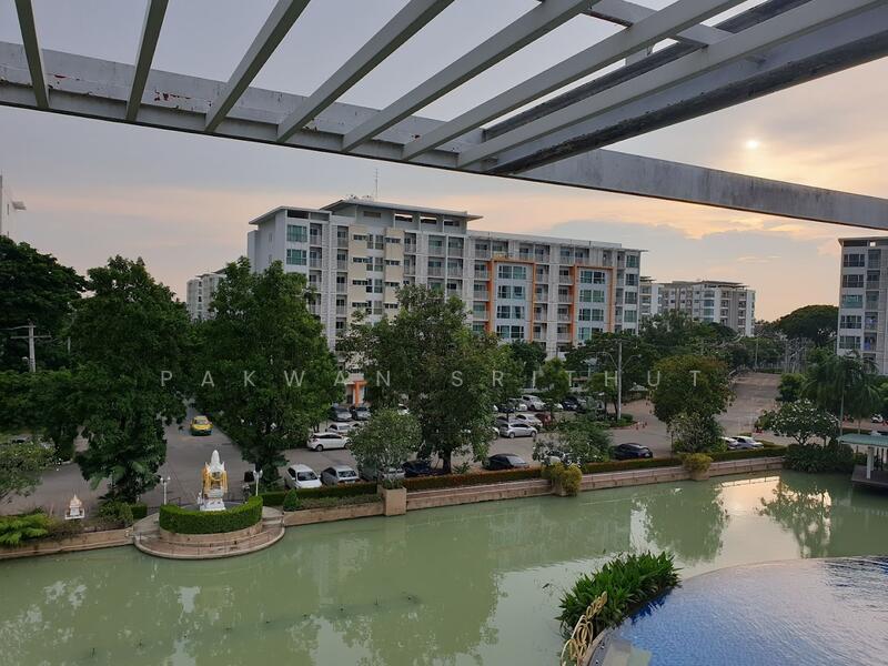 Metro Park Sathorn, Bangkok