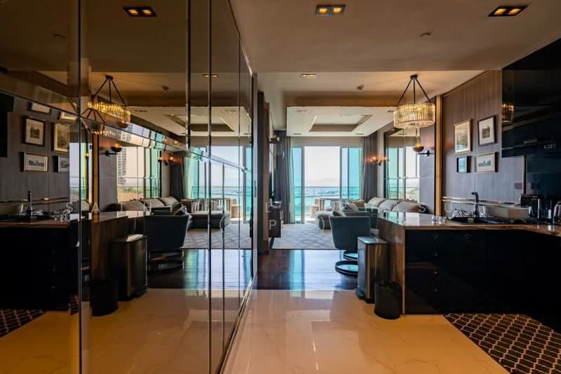 Movenpick White Sand Beach Pattaya, Chon Buri (Pattaya)