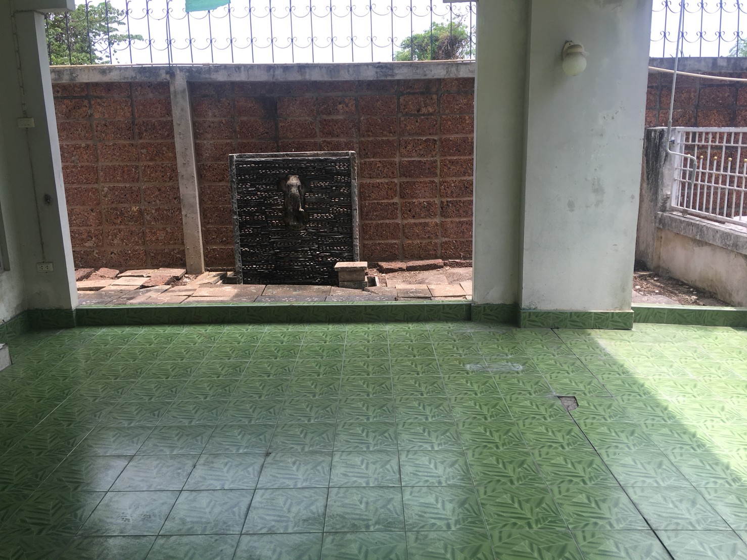 Ban Klang Muang Sri Nagarindra