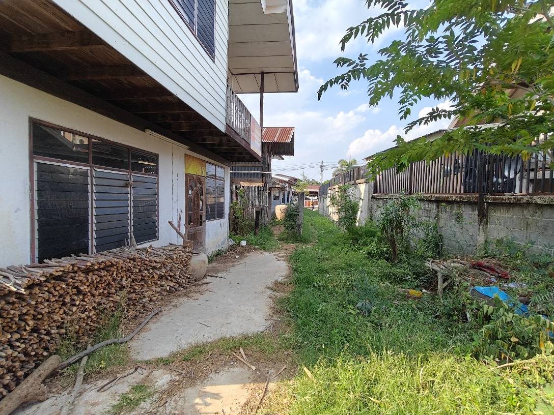 บ้านตึกครึ่งครึ่งไม้ 2 ชั้น บ้านเม็ง ขอนแก่น