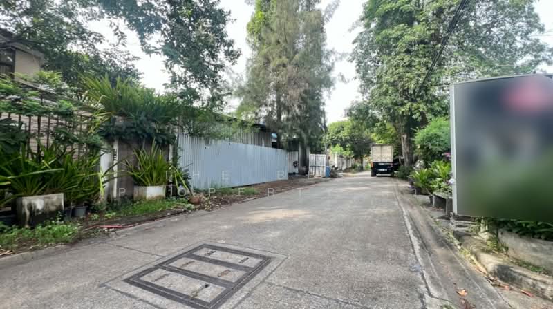 ที่ดินพระประแดง สมุทรปราการ, Samut Prakan