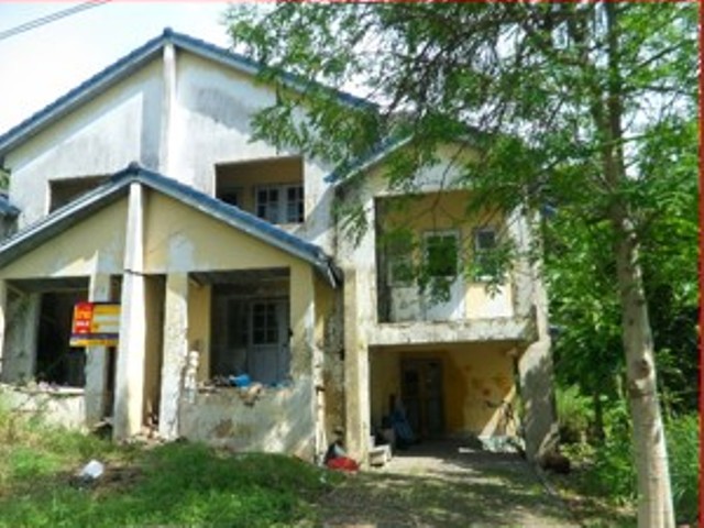 บ้านแฝด โครงการบ้านสวนเมืองนนท์ ไทรน้อย
