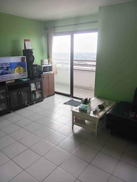 Klongjan Place condominium, Bangkok
