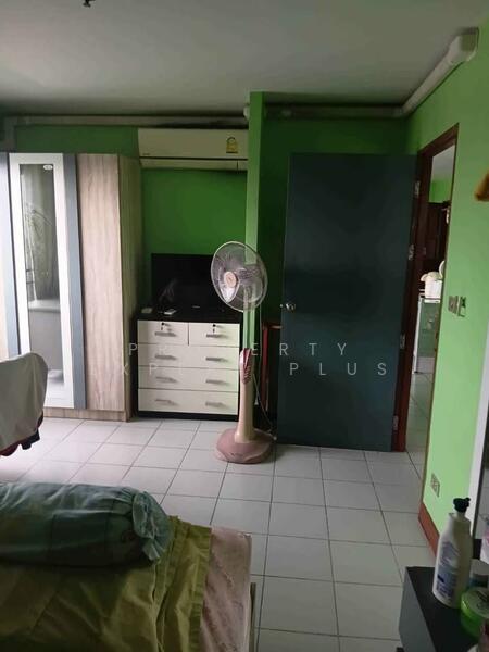 Klongjan Place condominium, Bangkok