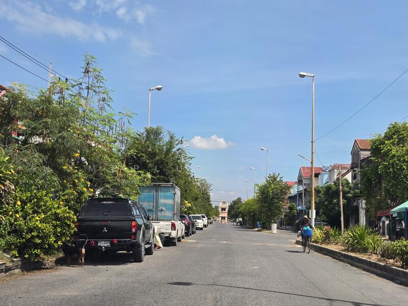 ที่ดินหมู่บ้านเมืองเอกบางปู ซอยเทศบาลบางปู85 เนื้อที่ 90 ตารางวา (แปลงมุม), Samut Prakan