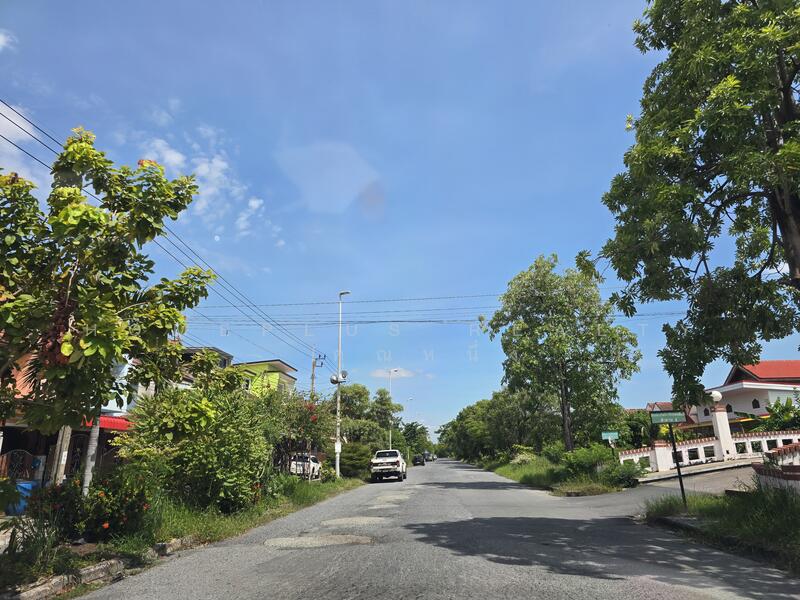 ที่ดินหมู่บ้านเมืองเอกบางปู ซอยเทศบาลบางปู85 เนื้อที่ 90 ตารางวา (แปลงมุม), Samut Prakan