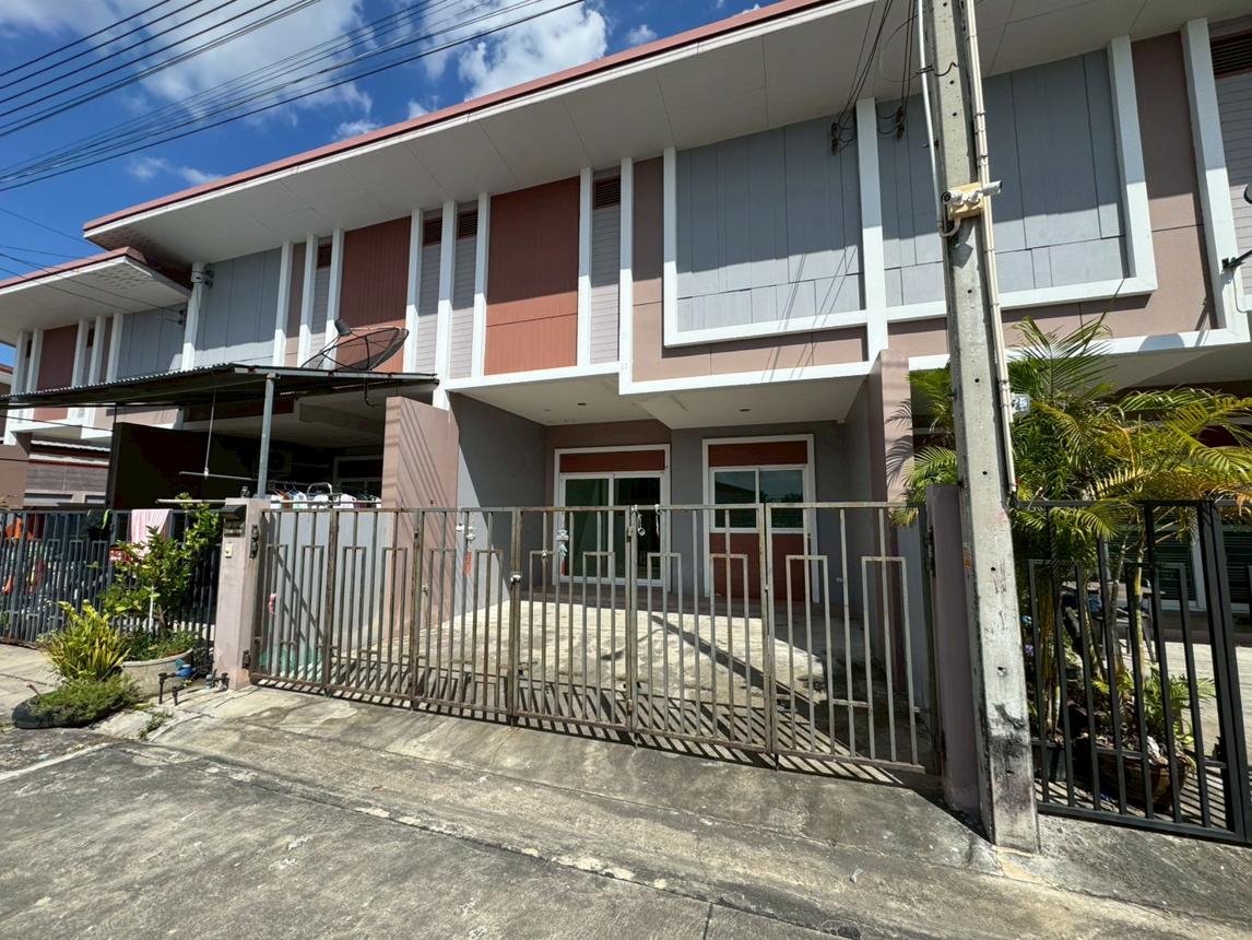 Townhouse, Sukh Niwes 10 (Mabkha-Rayong) Development Project, Rayong Province
