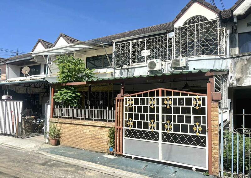 ขาย ทาวน์โฮม 2 ชั้น ต่อเติม ราคาสุดพิเศษ : โครงการสิชล กาญจนาภิเษก, Bangkok