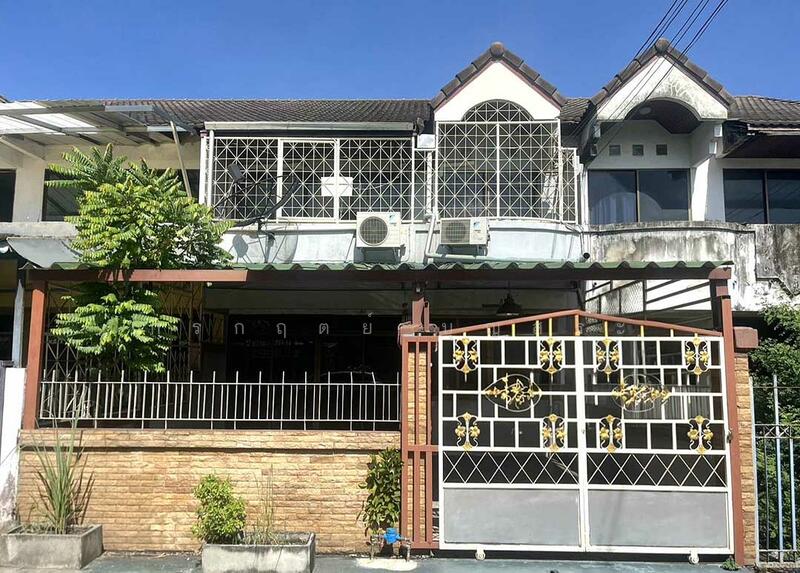 ขาย ทาวน์โฮม 2 ชั้น ต่อเติม ราคาสุดพิเศษ : โครงการสิชล กาญจนาภิเษก, Bangkok