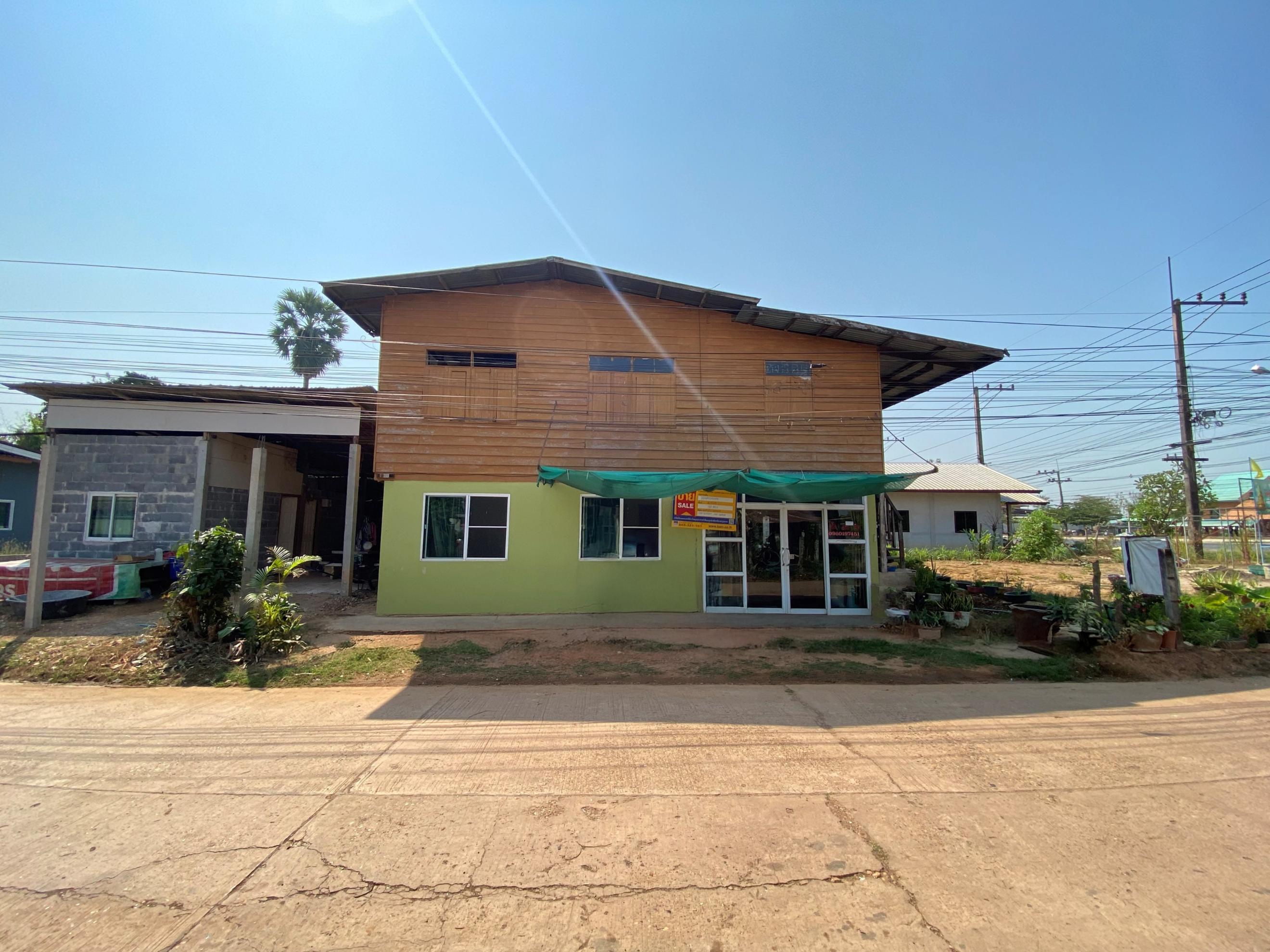 Single-Family House in That Phanom, Nakhon Phanom