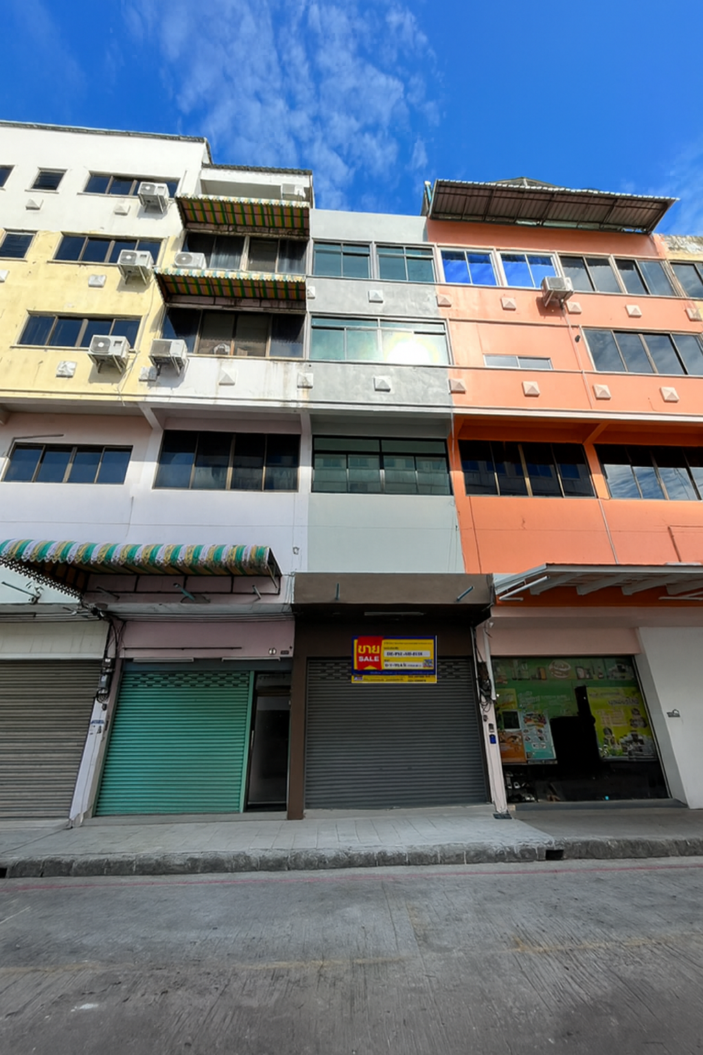 บ้านพักอาศัย 2 ชั้น โครงการปทุมทอง พิษณุโลก : ปรับปรุงใหม่