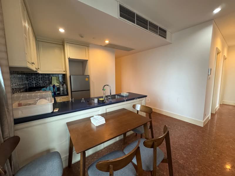 AGUSTON Sukhumvit 22, Bangkok