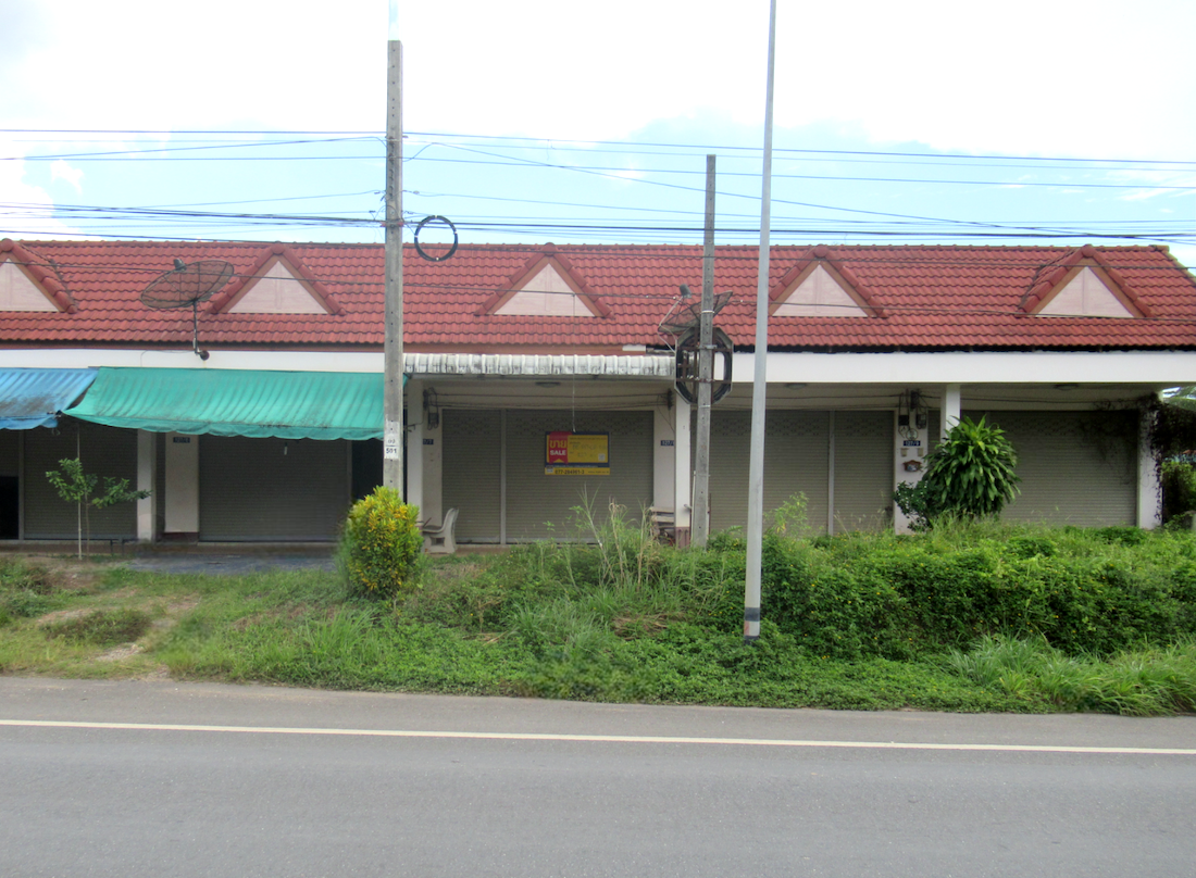 บ้านพักอาศัย 2 ชั้น ริมทะเลสุราษฎร์ธานี