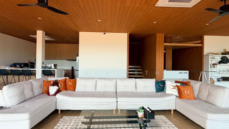Super Luxury Hillside Pool Villa in Kathu, Phuket