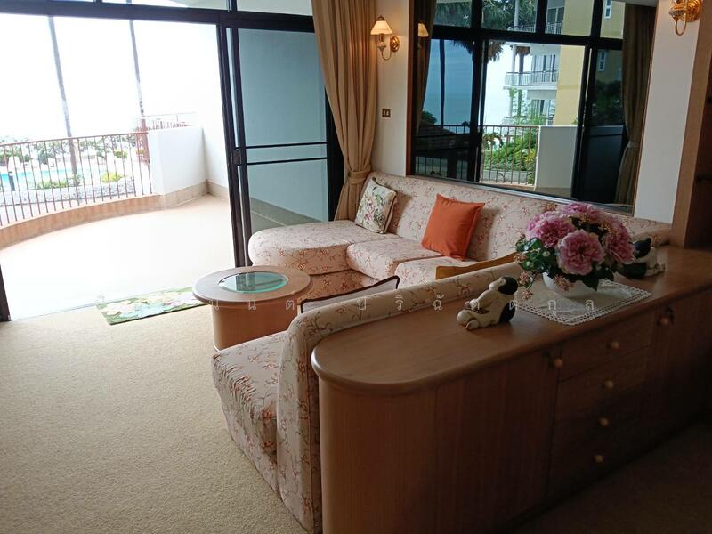 Cha Am Beach Club, Phetchaburi