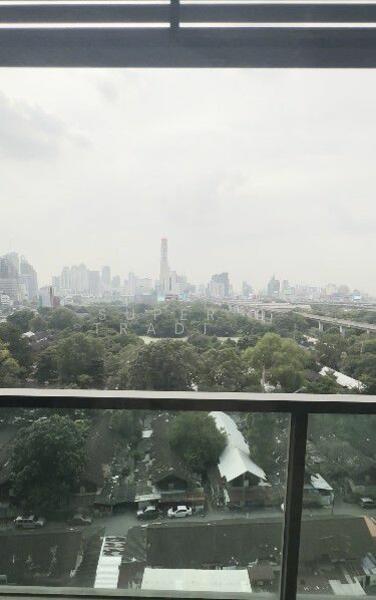 Lumpini Suite Phetchaburi-Makkasan, Bangkok