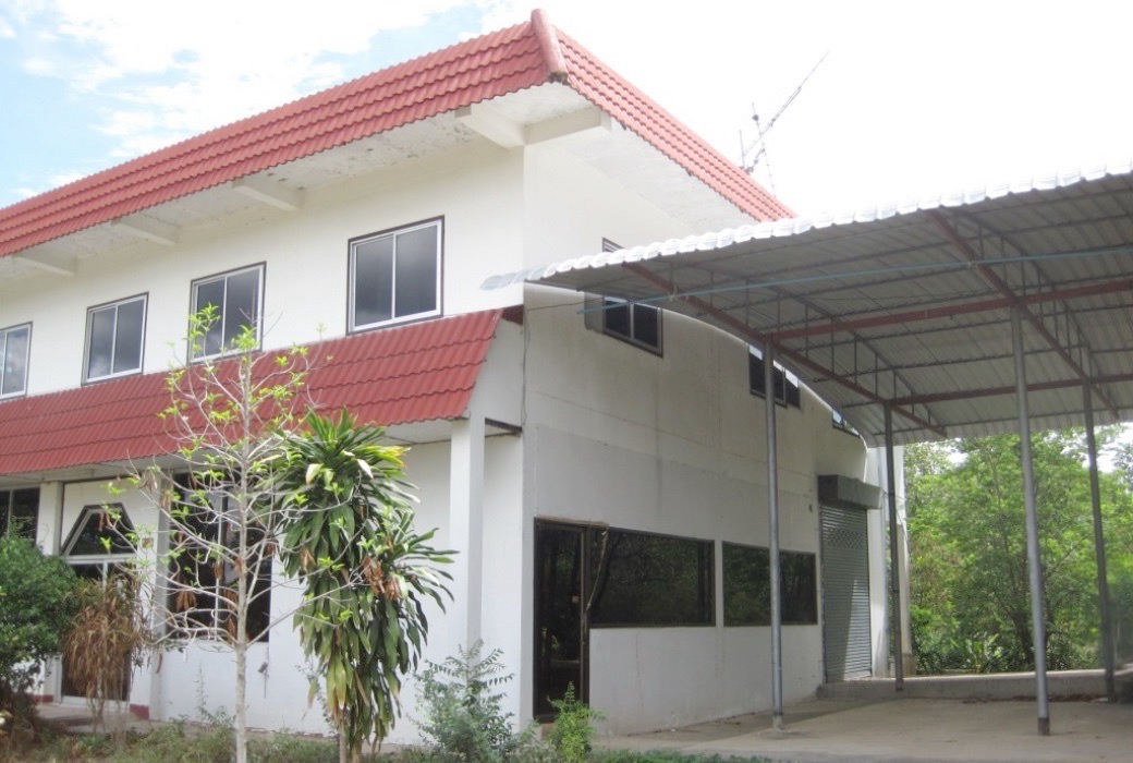 โรงงาน ตาก