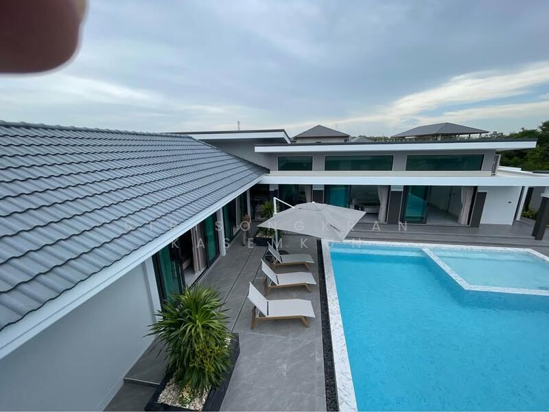 Pong, Chon Buri (Pattaya)