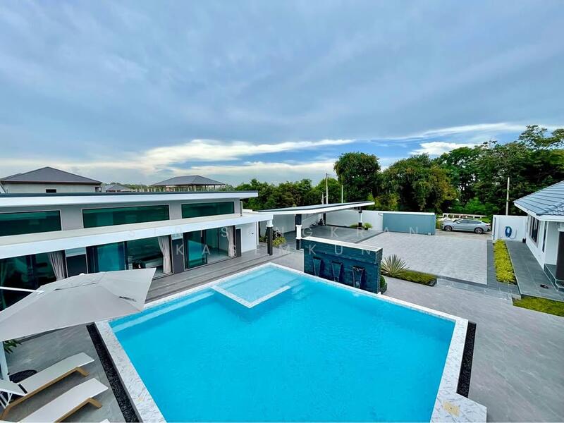 Pong, Chon Buri (Pattaya)