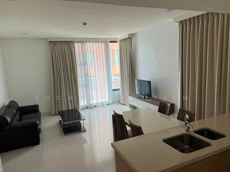 AGUSTON Sukhumvit 22, Bangkok