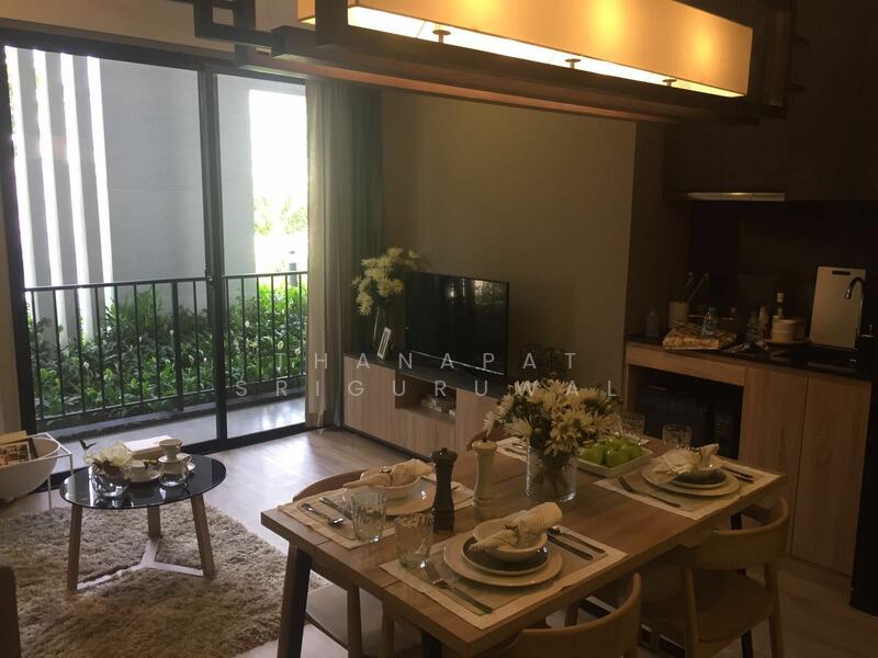 Blossom Condo @ Sathorn-Charoenrat, Bangkok
