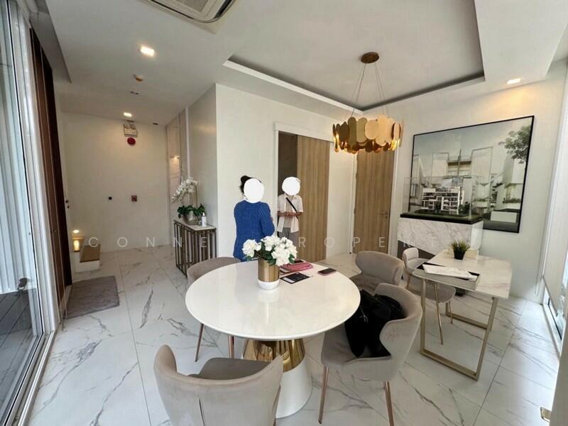 ดีเอท เอกมัย - รามอินทรา D8 Ekkamai - Ramintra, Bangkok