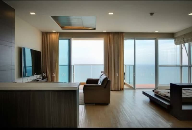 Cetus Beachfront, Chon Buri (Pattaya)