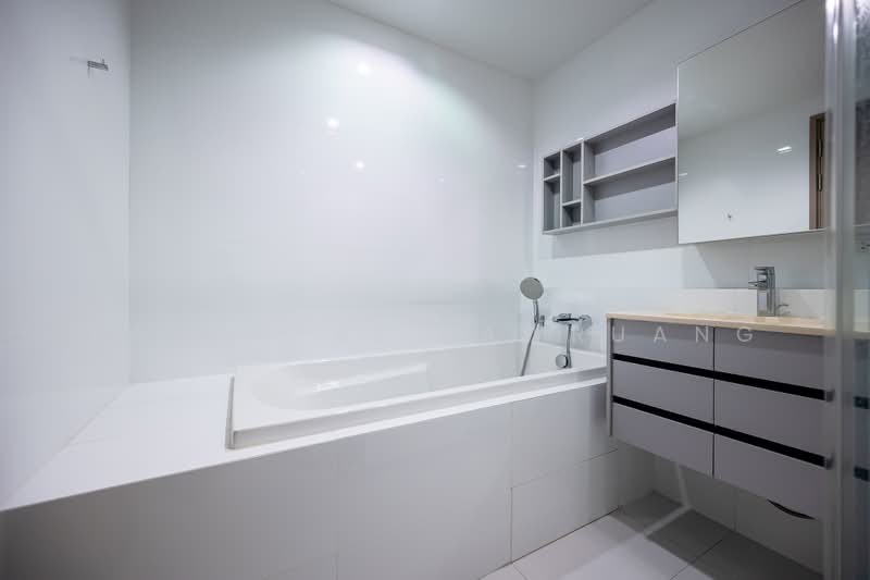 HQ Thonglor by Sansiri, bangkok