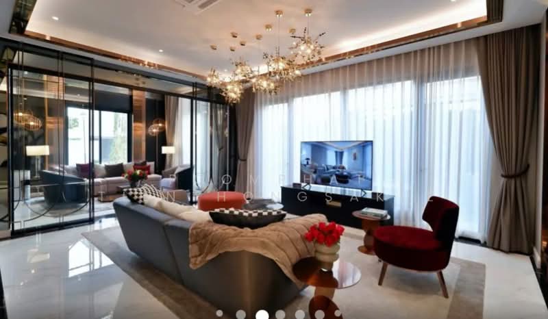 CINQ ROYAL Krungthep Kreetha, Bangkok